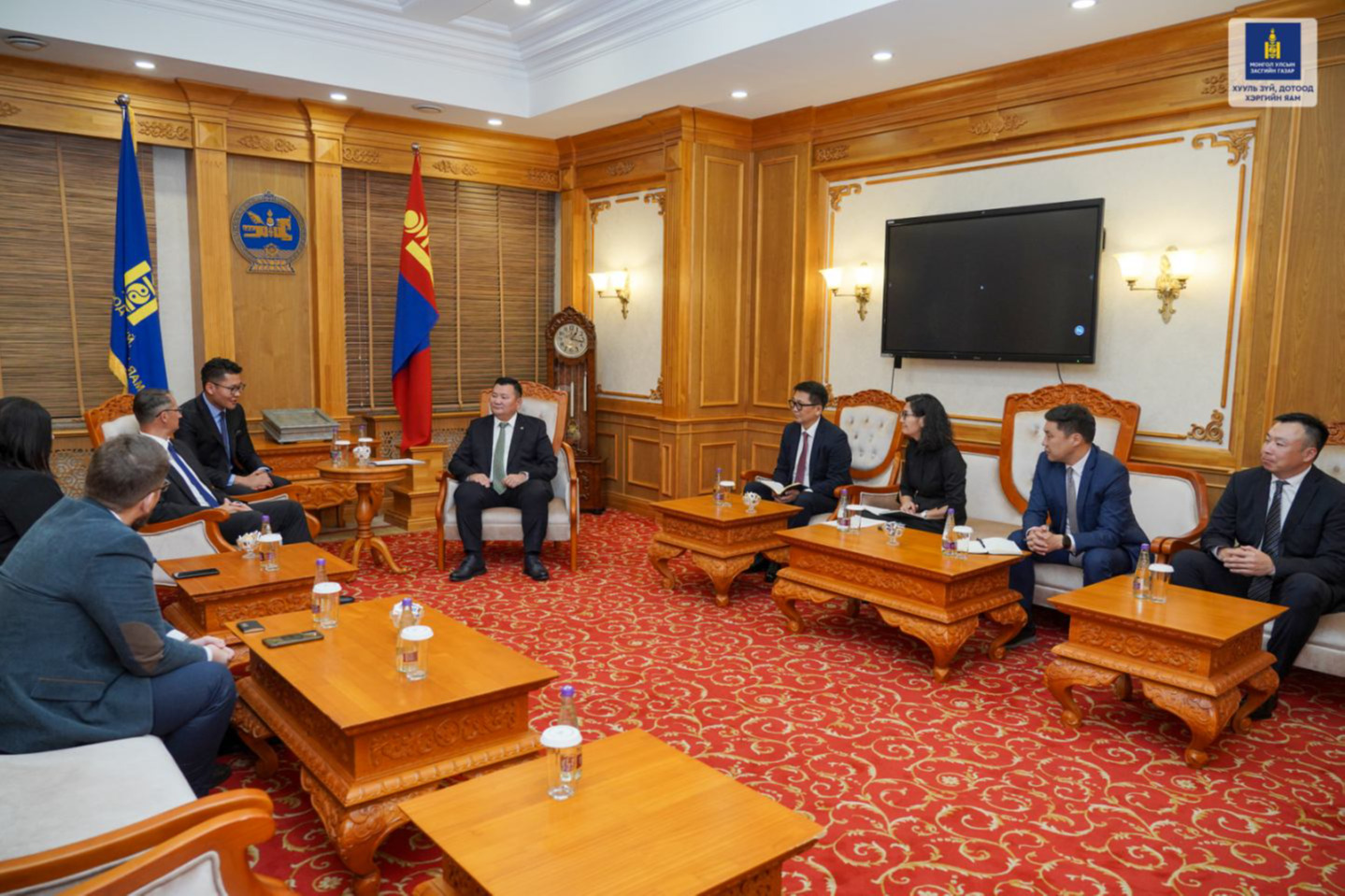 Гадаадын иргэн харьяатын байгууллагын алба хаагчдыг чадавхжуулахад Унгар улстай хамтран ажиллана